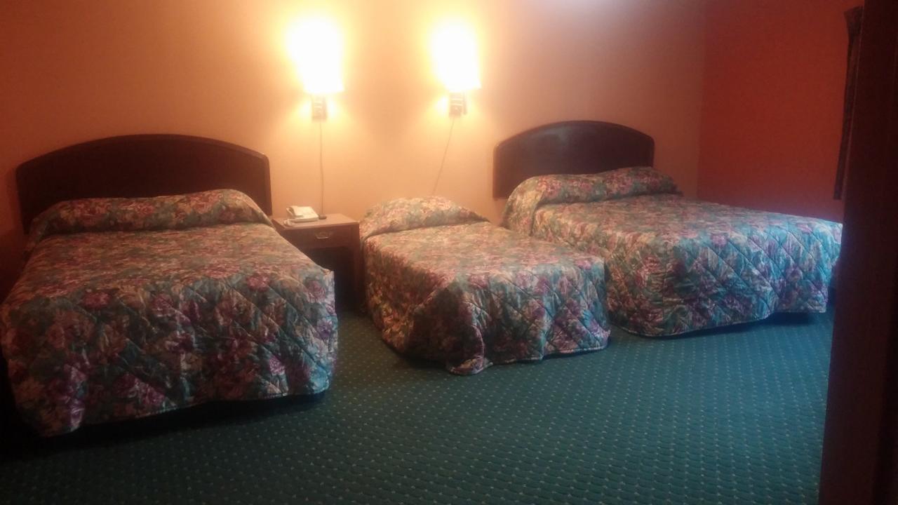 Budget Inn Принстон Экстерьер фото
